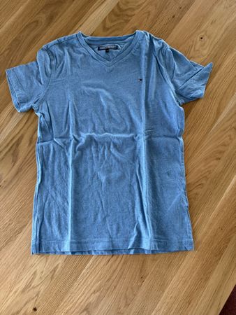 T-Shirt Tommy Hilfiger Grösse 140 blau guter Zustand