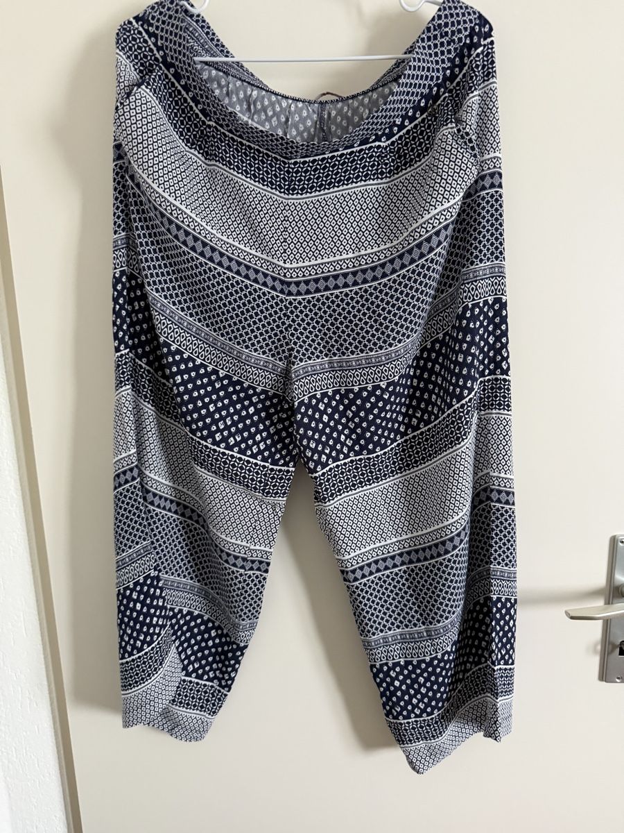 S.Oliver Pantalons: S.Oliver sommerliche Freizeithose Gr. 40/42  – D'occasion à Langnau am Albis par Schneeflocke92