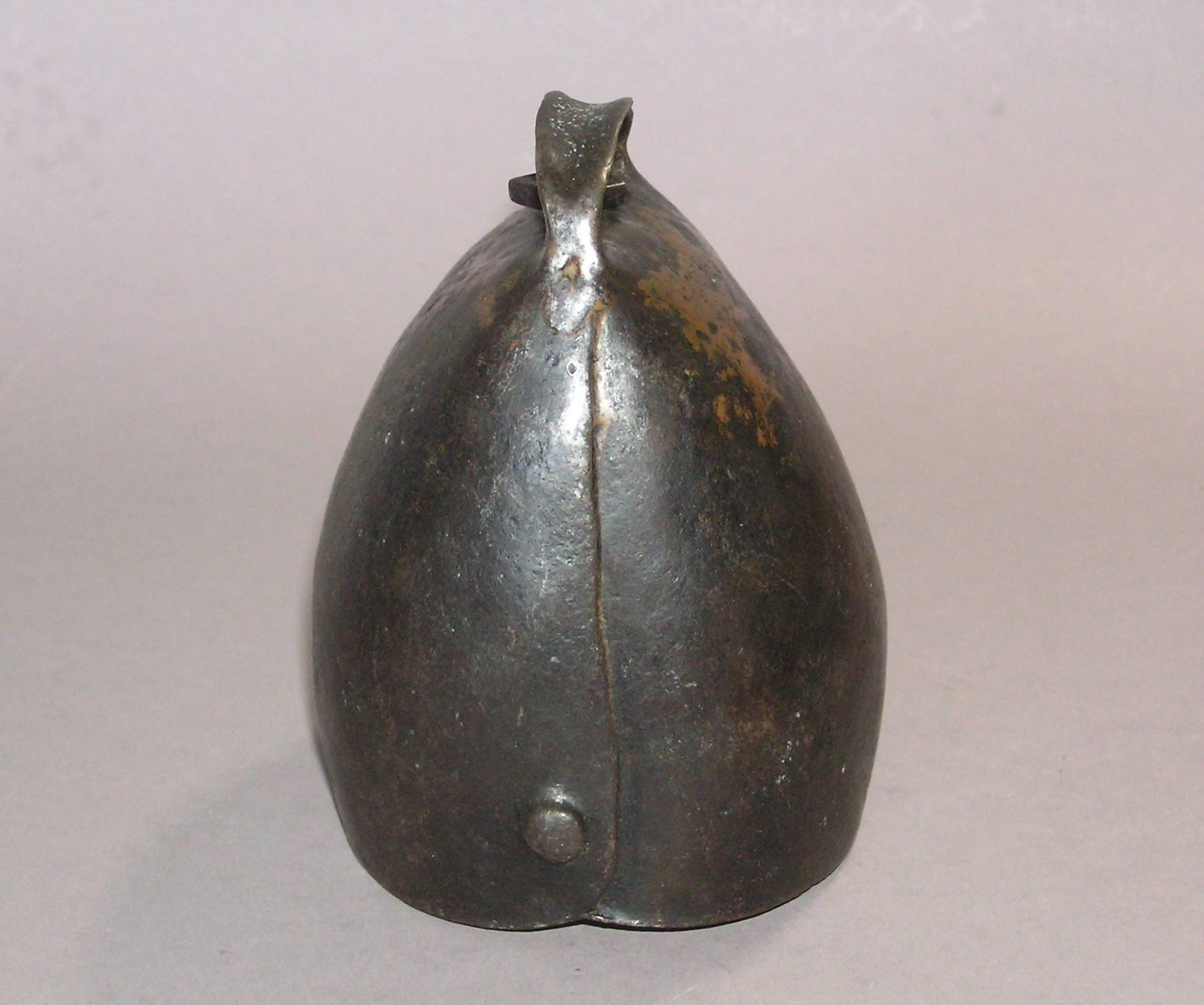 Campanacci mucche: ANTIKE TREICHEL GLOCKE – Usato da Grenchen venduto da Antique-hunter 1