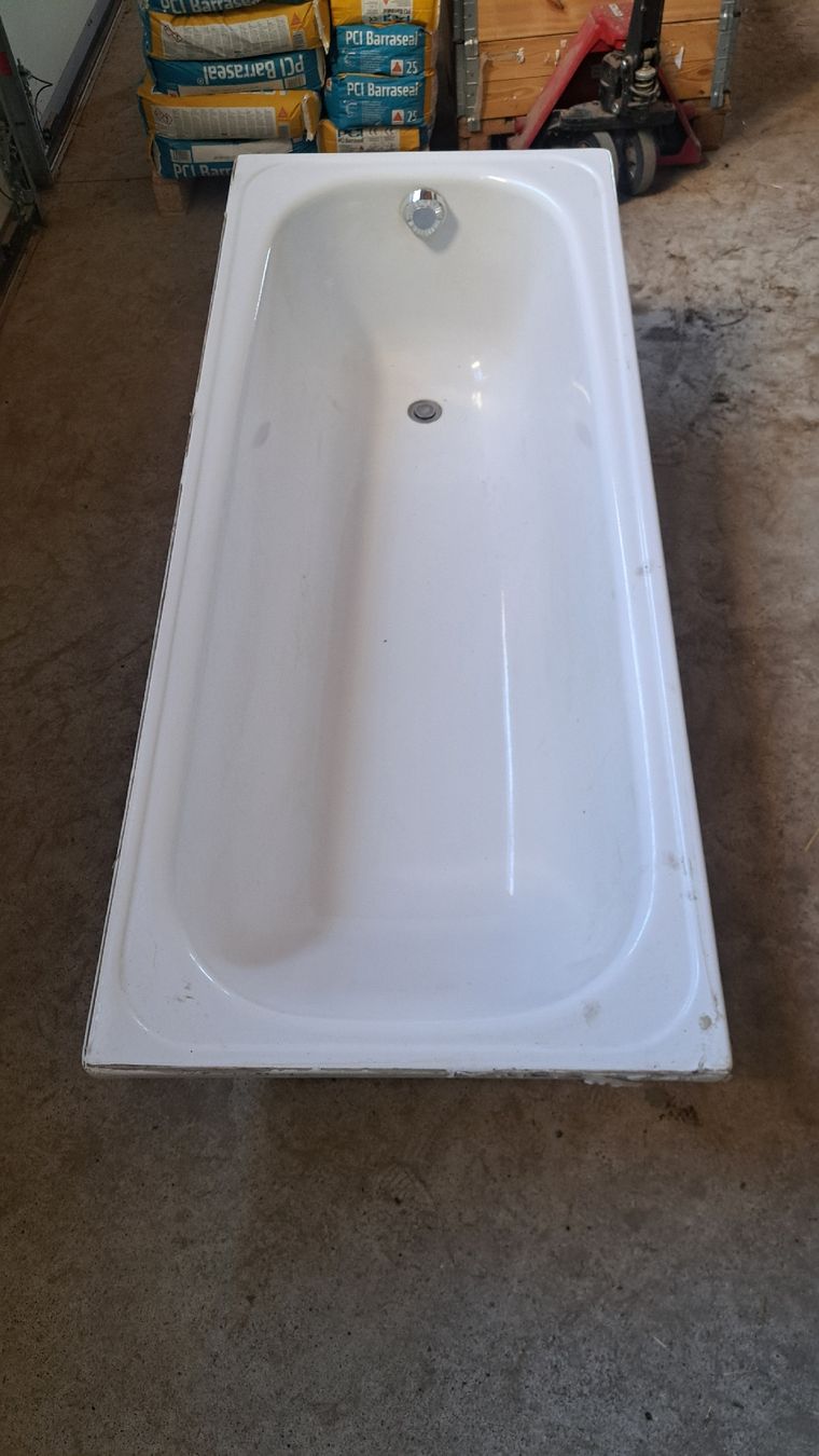 Vasche da bagno: Badewanne alt – Usato da Maschwanden venduto da stein856 1