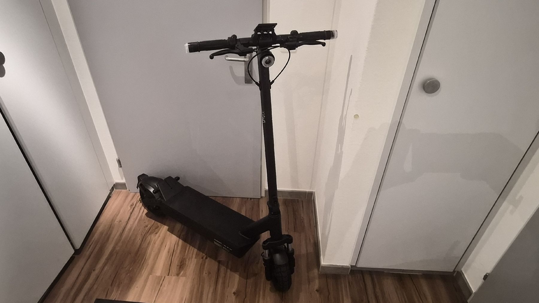 VMAX Kickboard: VMax VX4 LT Escooter – Neuf (Voir description) à Schwerzenbach par rmv_h9yn 1