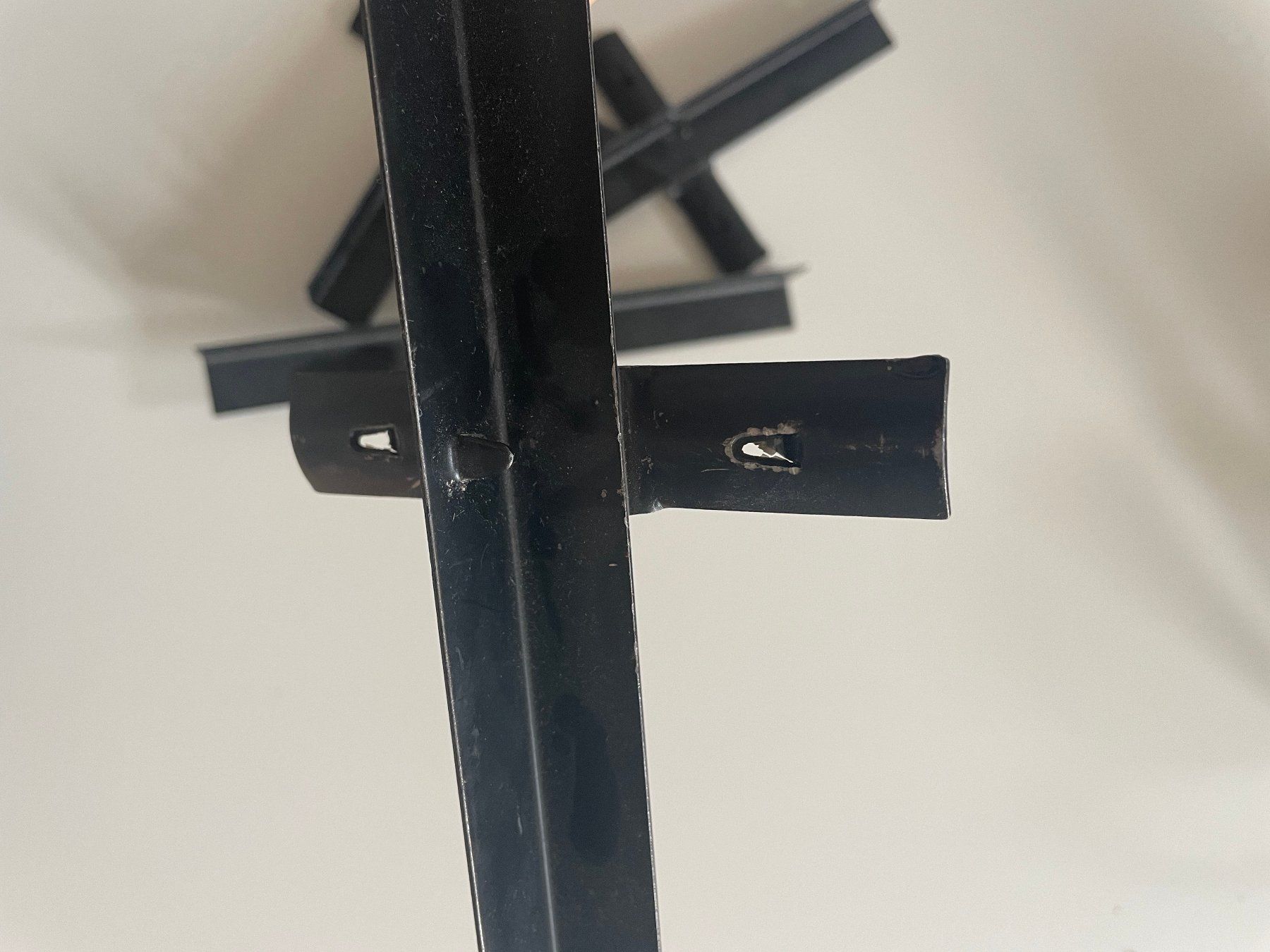 Regale: Tablarträger zu Teleskopregal – Gebraucht aus Zürich von  1