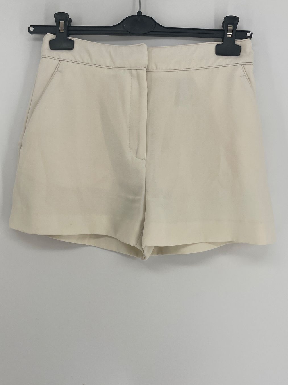 H&M Pantaloni: Shorts Gr. 36 H&M – Usato da Auenstein venduto da moin.