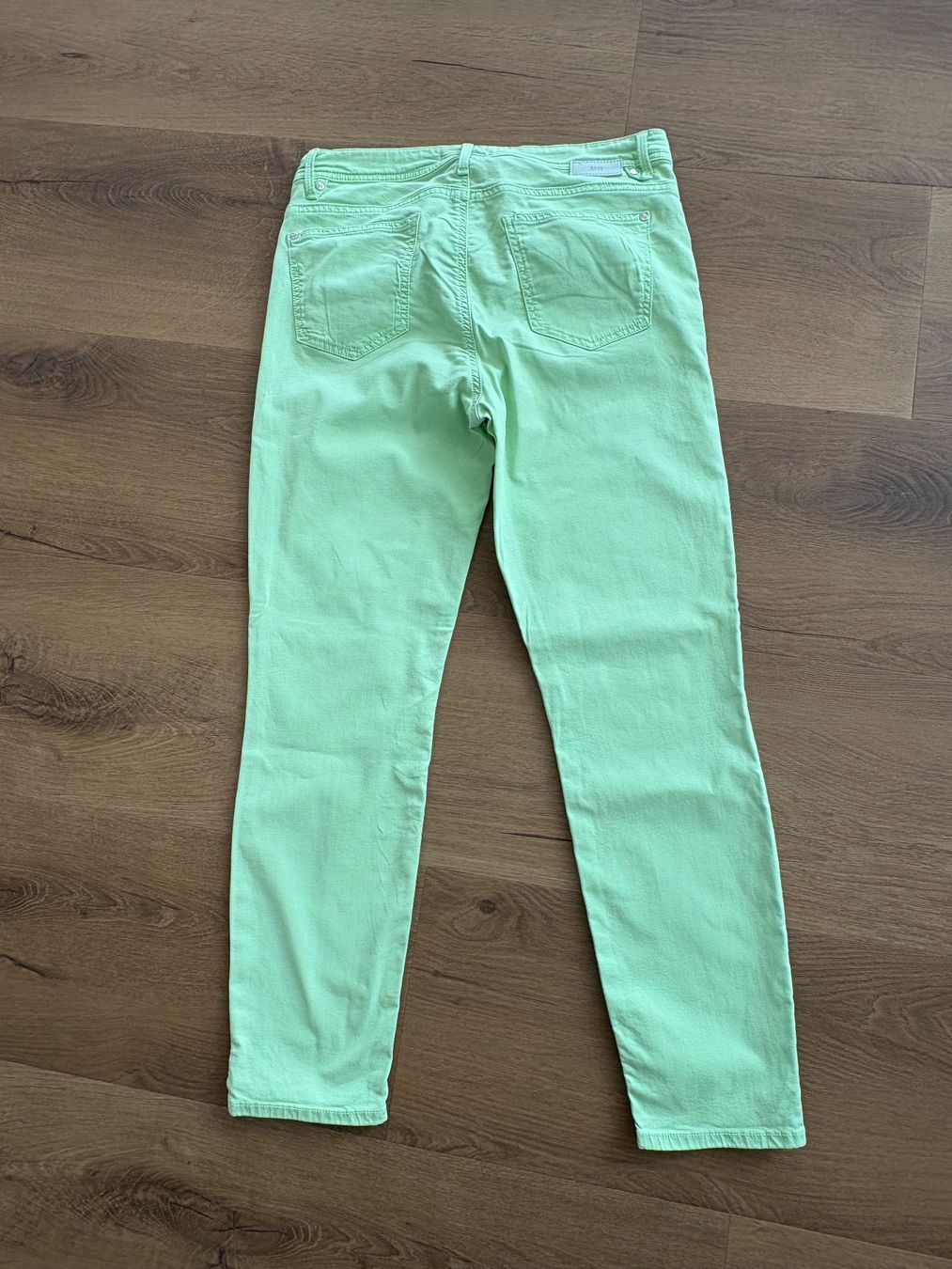Pantaloni: Damen Hosen Gr. 38 – Usato da Embrach venduto da Bdennis 1
