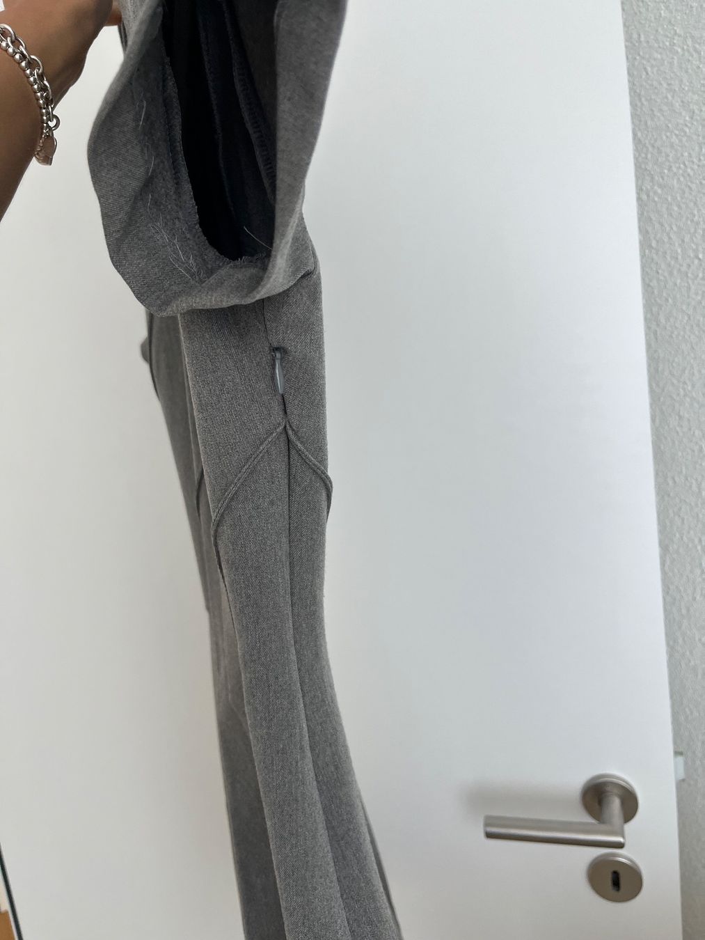 Zara Robes: Kleid Zara – Neuf (Voir description) à Galgenen par eka_v87z 2