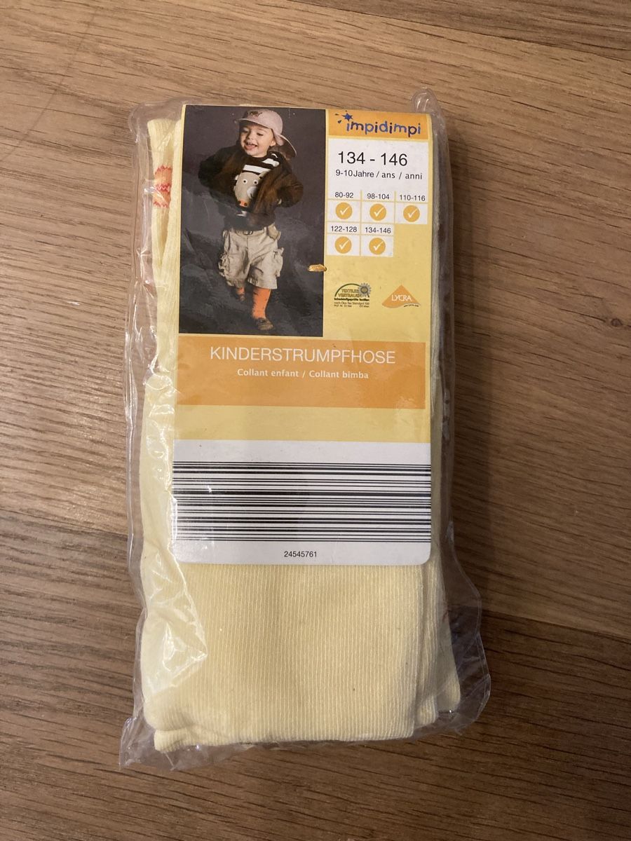 Calze & Collant: Kinderstrumpfhose – Nuovo e nell'imballaggio originale da Nänikon venduto da Monschgal
