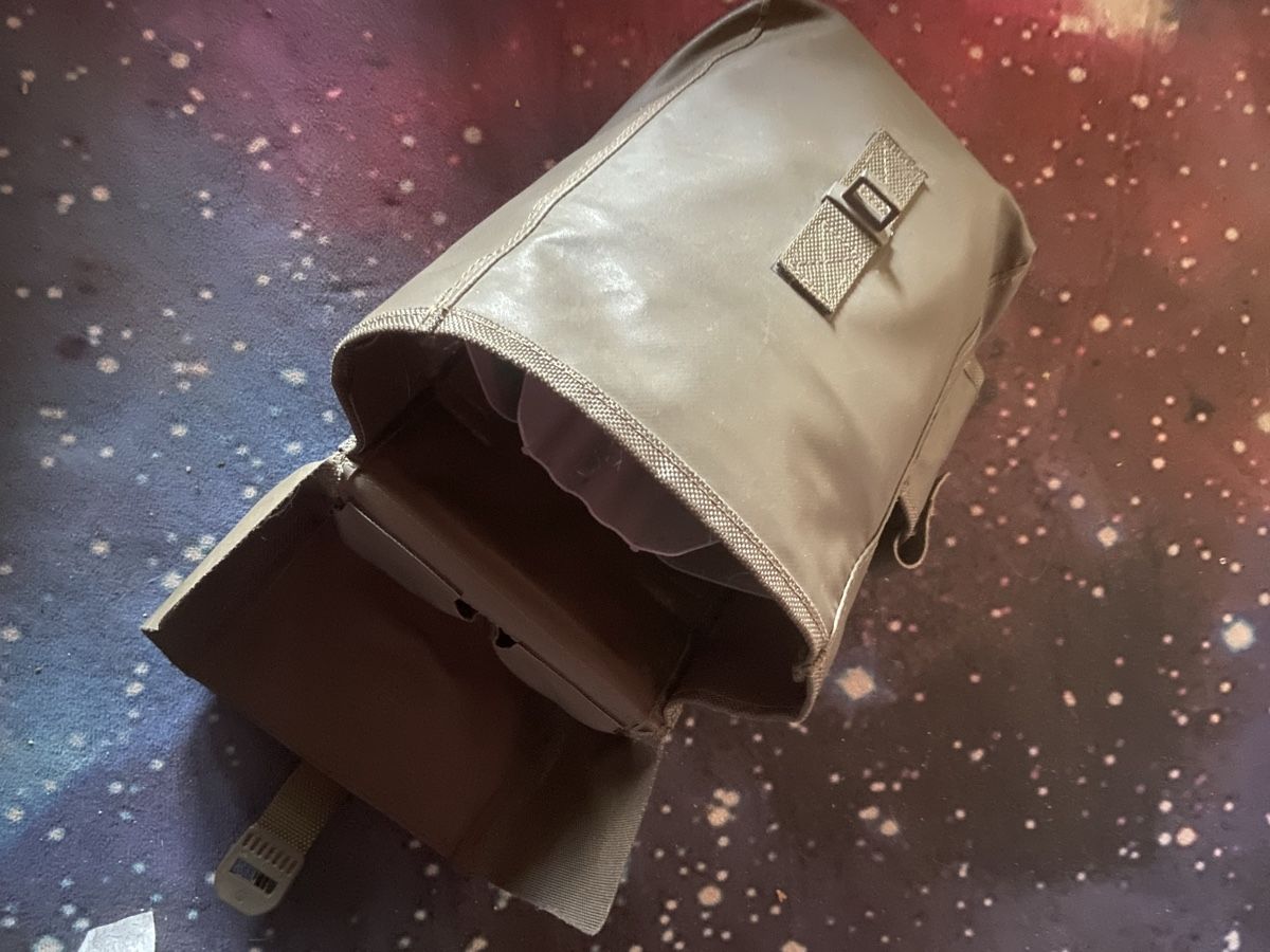 Schweizer Armee Borse: Schweizer Armee ABC Abwehr Material Tasche, GT90 , 1989 – Usato da Ostermundigen venduto da bargirl 9