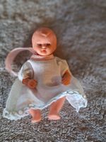 Süsses, altes Puppenhauspüppchen aus Celluloid von E.S