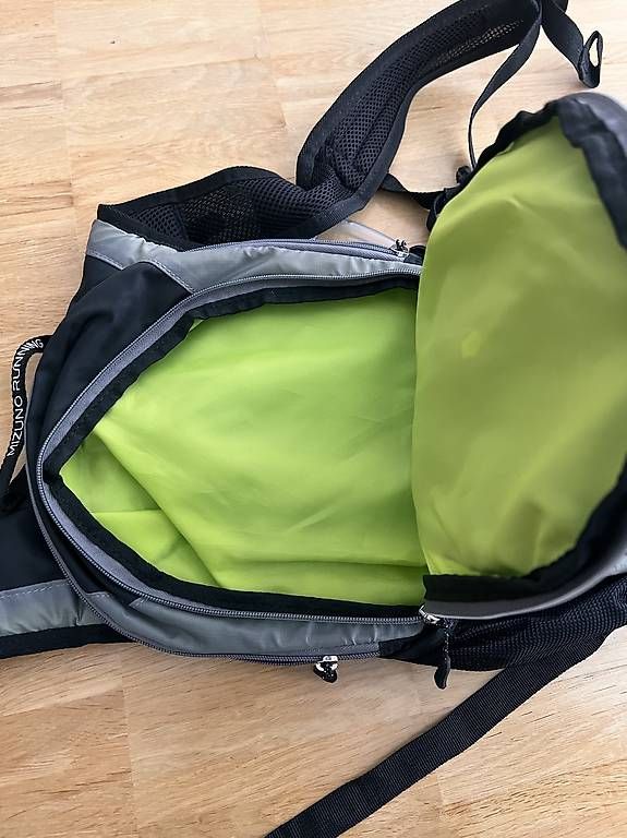 Zaini: Mizuno Laufrucksack 8L – Usato da St. Gallen venduto da ryo83 2