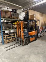 Stapler und Hubwagen