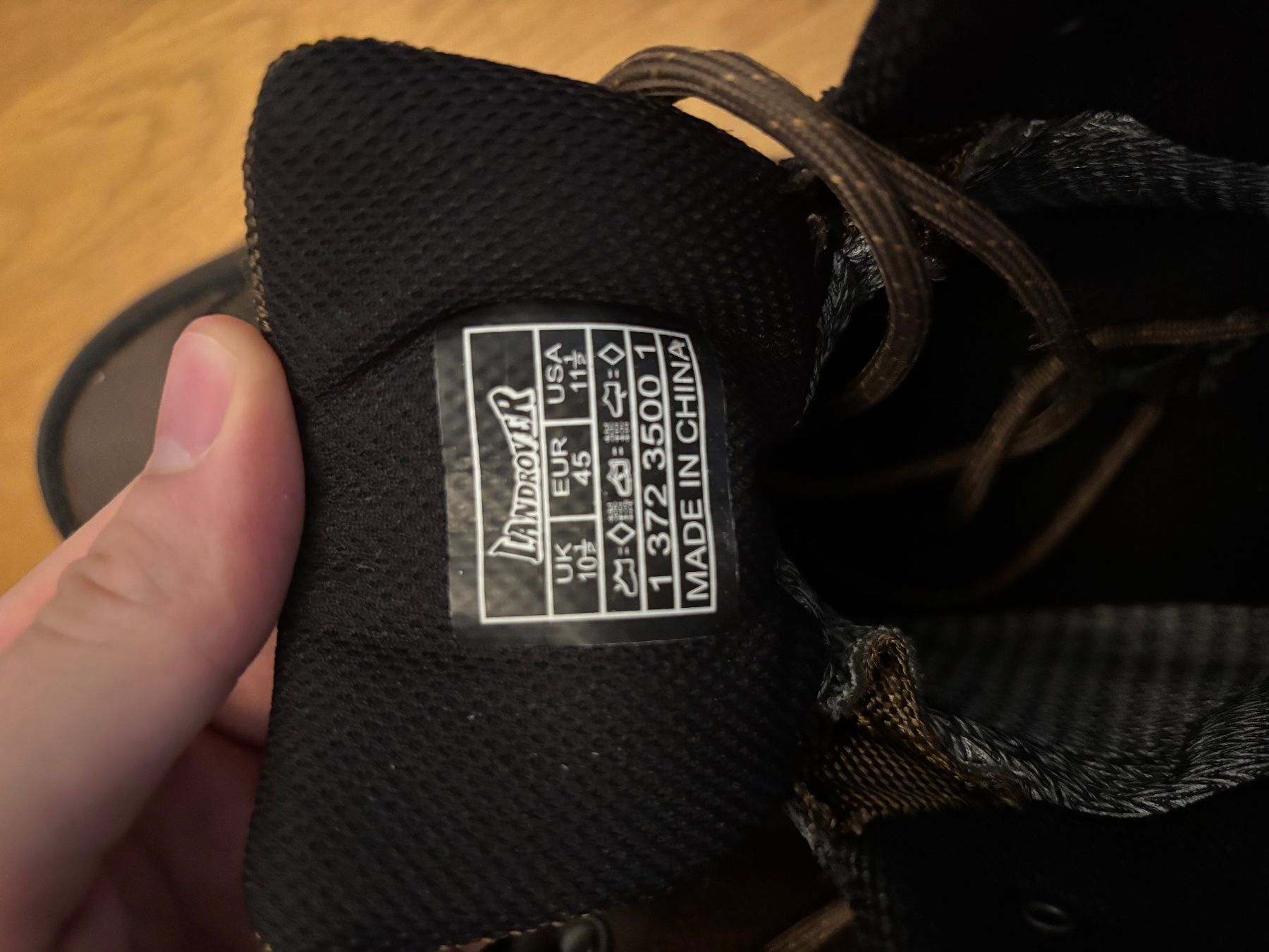 Scarpe da uomo: Gebrauchte wasserdichte Wanderschuhe, Größe 45 – Usato da Luzern venduto da snb_hjz2 3