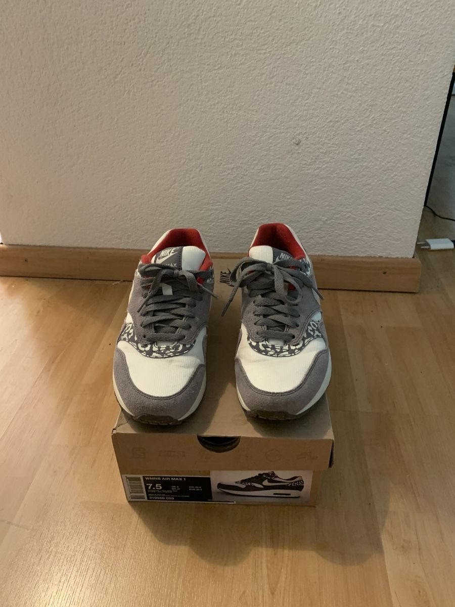 Nike Scarpe da donna: Nike - Air Max 1 - Womens - Gr. 38.5 – Usato da Zürich venduto da aleaalea 1