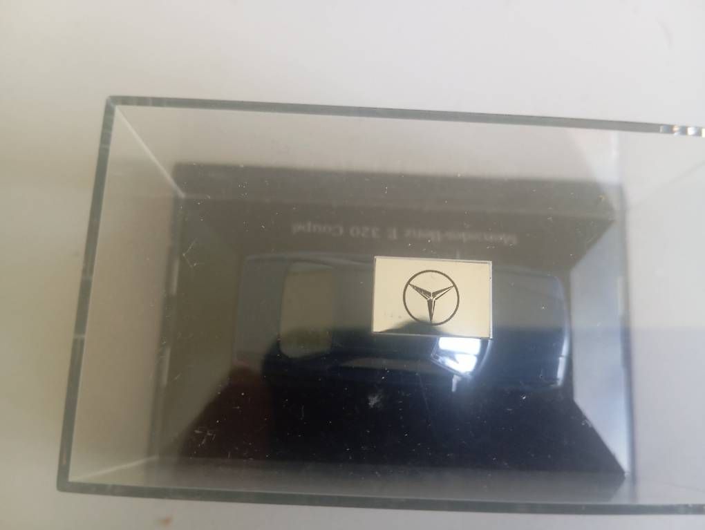 Mercedes-Benz Modellautos: Mercedes Benz E320 Coupe – Gebraucht aus Basel von Petergunn 3