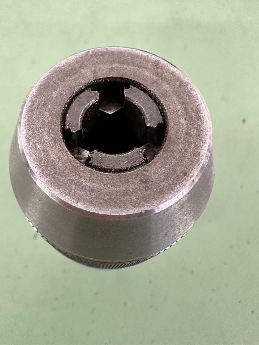 Aciera Tutti gli attrezzi: Röhm Bohrfutter Aciera, 0-10 mm – Usato da Aarberg venduto da SNMachines 4