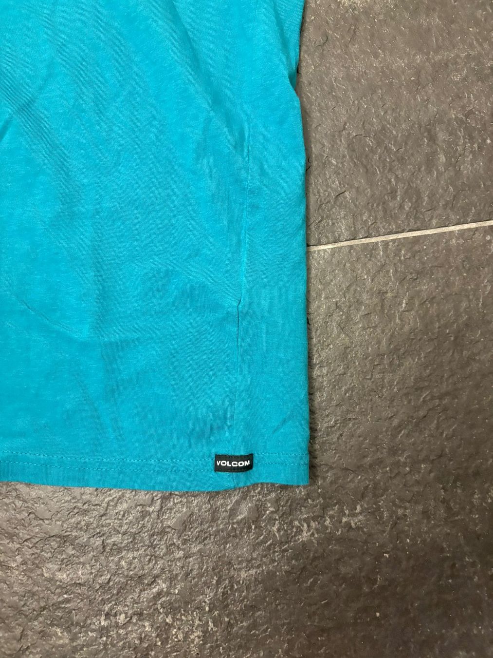 Volcom T-shirt: original: Volcom T-Shirt L - Large – Nuovo e nell'imballaggio originale da Binningen venduto da CheapandGood 2