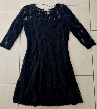 schönes schwarzes Spitzenkleid, Grösse S