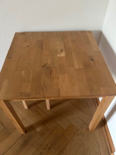 Tavoli: Tisch Buche quadratisch 80x80cm – Usato da Biel/Bienne venduto da davidbienne 1