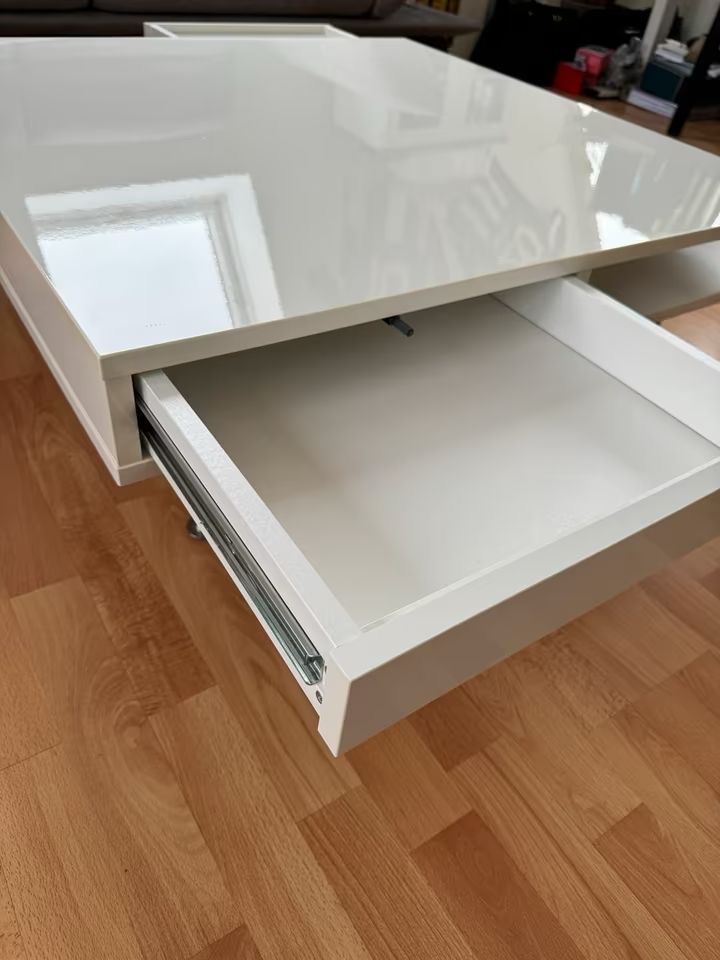 Tische: Salontish – Gebraucht aus Oberägeri von MW.1986 2