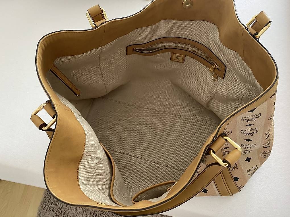 Taschen für Damen: MCM shopper – Gebraucht aus Worb von Khloe72 2