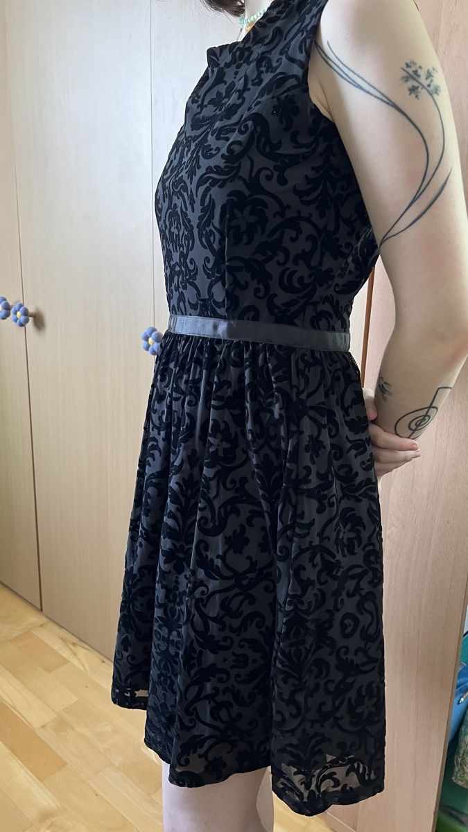 Nafnaf Vestiti: schwarzes romantisches Kleid – Nuovo (secondo la descrizione) da Therwil venduto da blubblubblubb