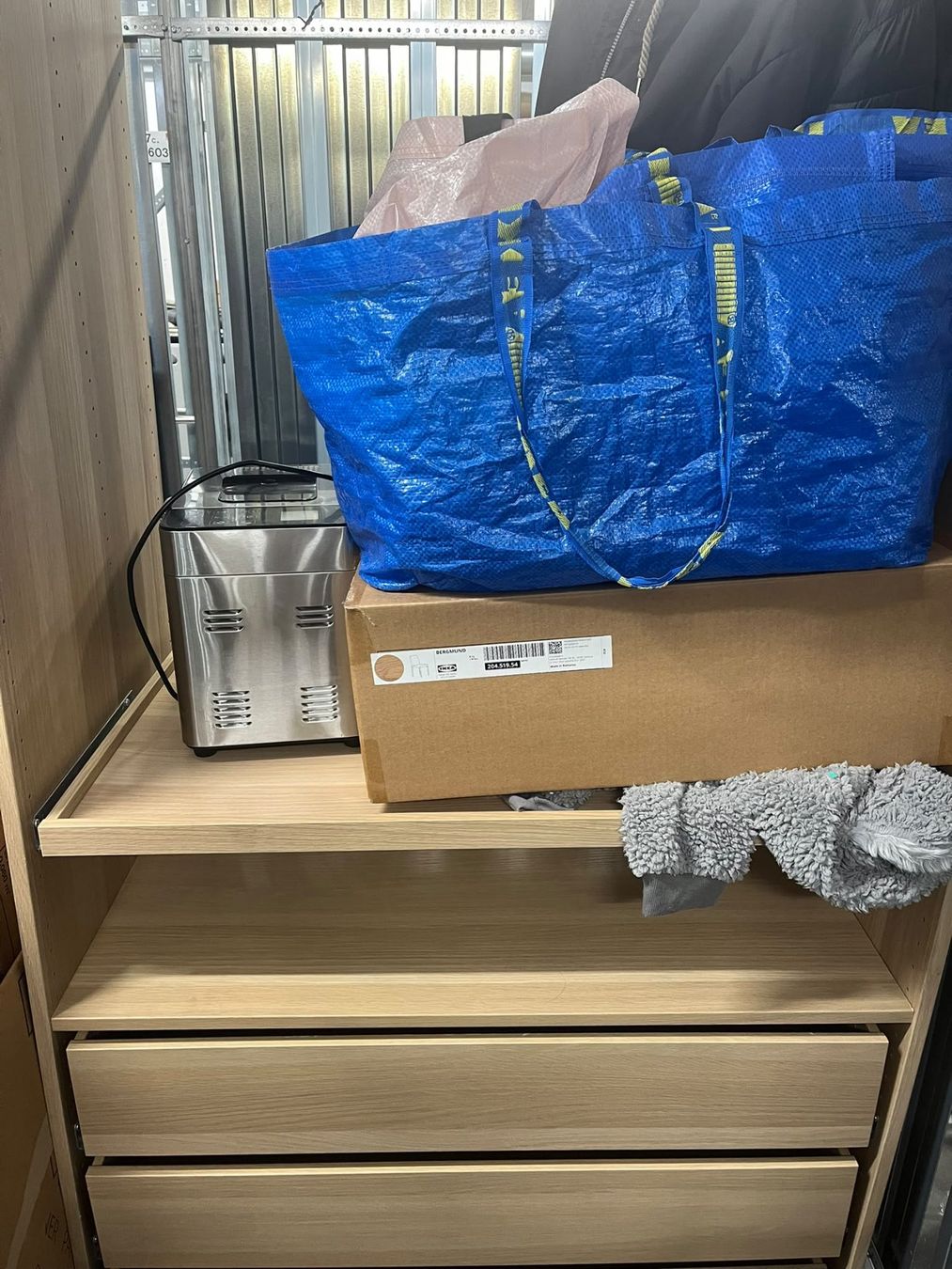 Ikea Armadi: IKEA Pax Schrank 3-Teilig – Usato da Ebikon venduto da JosieB 3