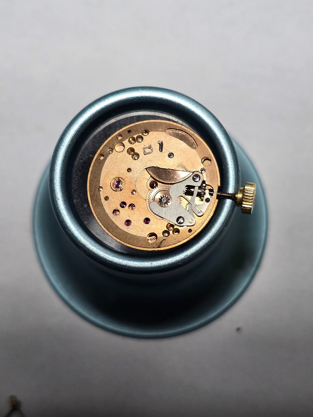 Omega Uhren: Mouvement Omega 620 – Gebraucht aus Tramelan von Nirdan