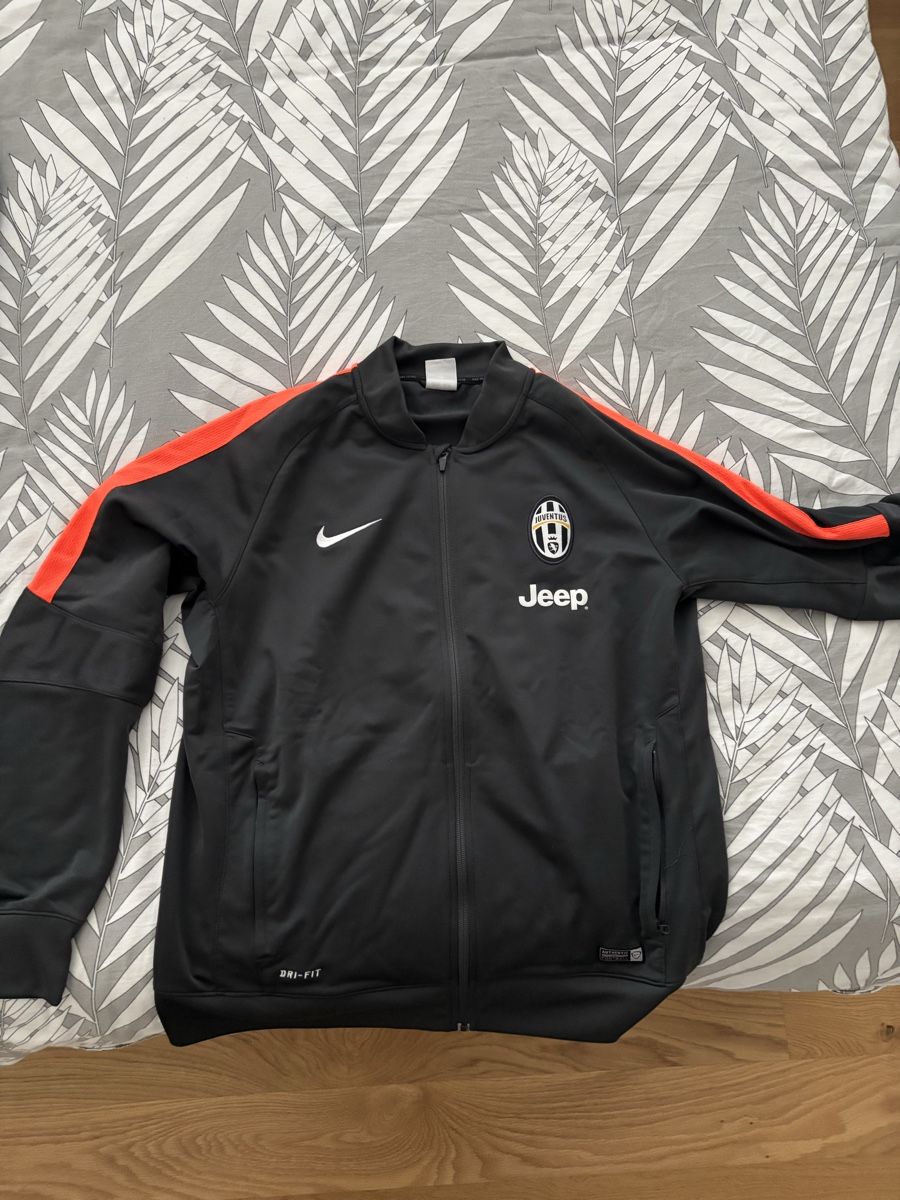 Nike Jumpsuits: Tuta Nike Juventus – Gebraucht aus Lausen von mar_2krj 9