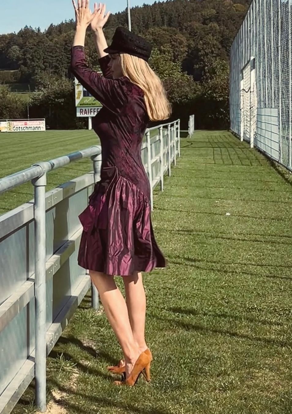 Vestiti: Robe velours vintage années 80 – Usato da giffers venduto da sev_c9x9 5