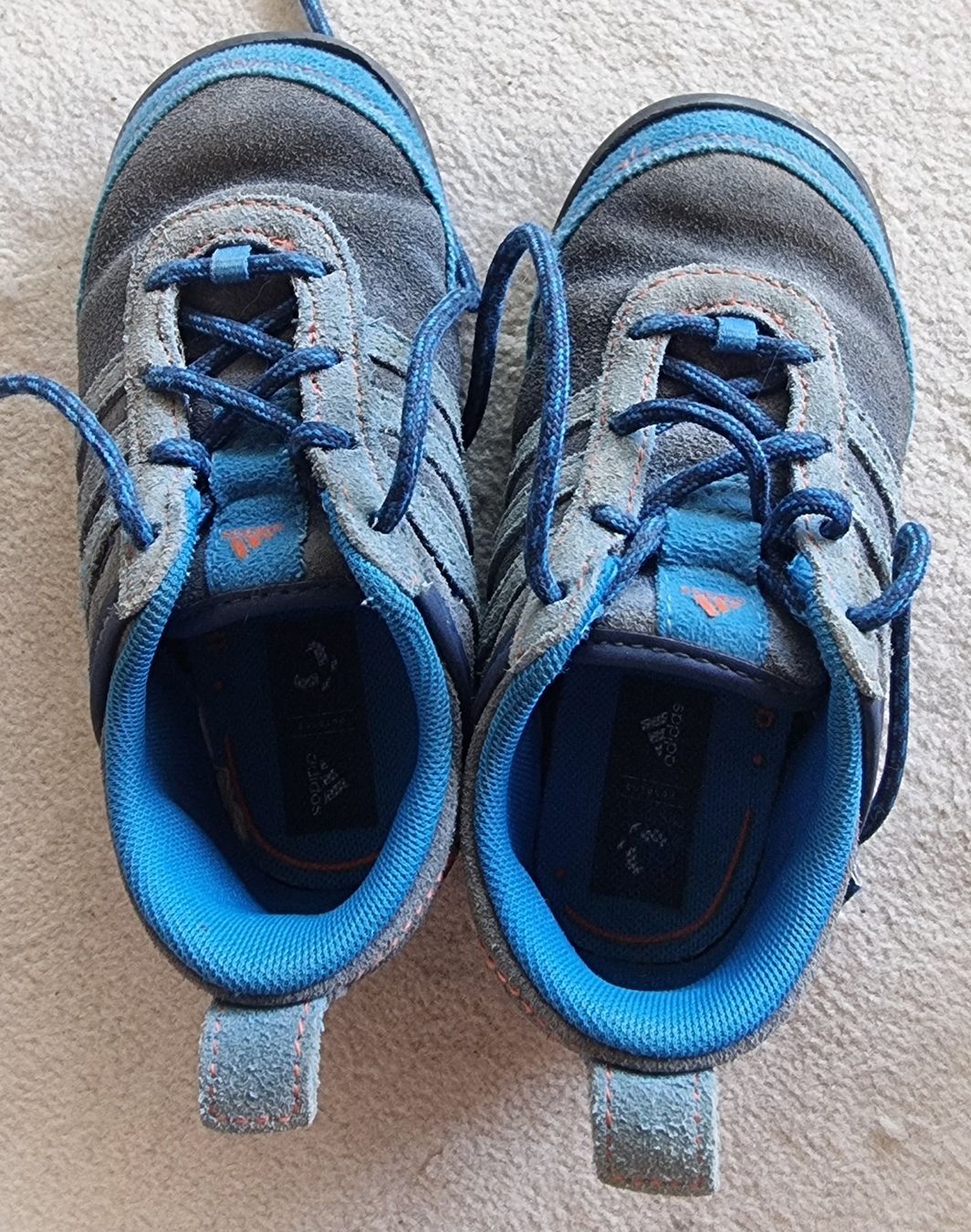 Adidas Scarpe per ragazzi: Adidas Kinder Schuhe Gr. 24, – Usato da Gwatt (Thun) venduto da fidibus87