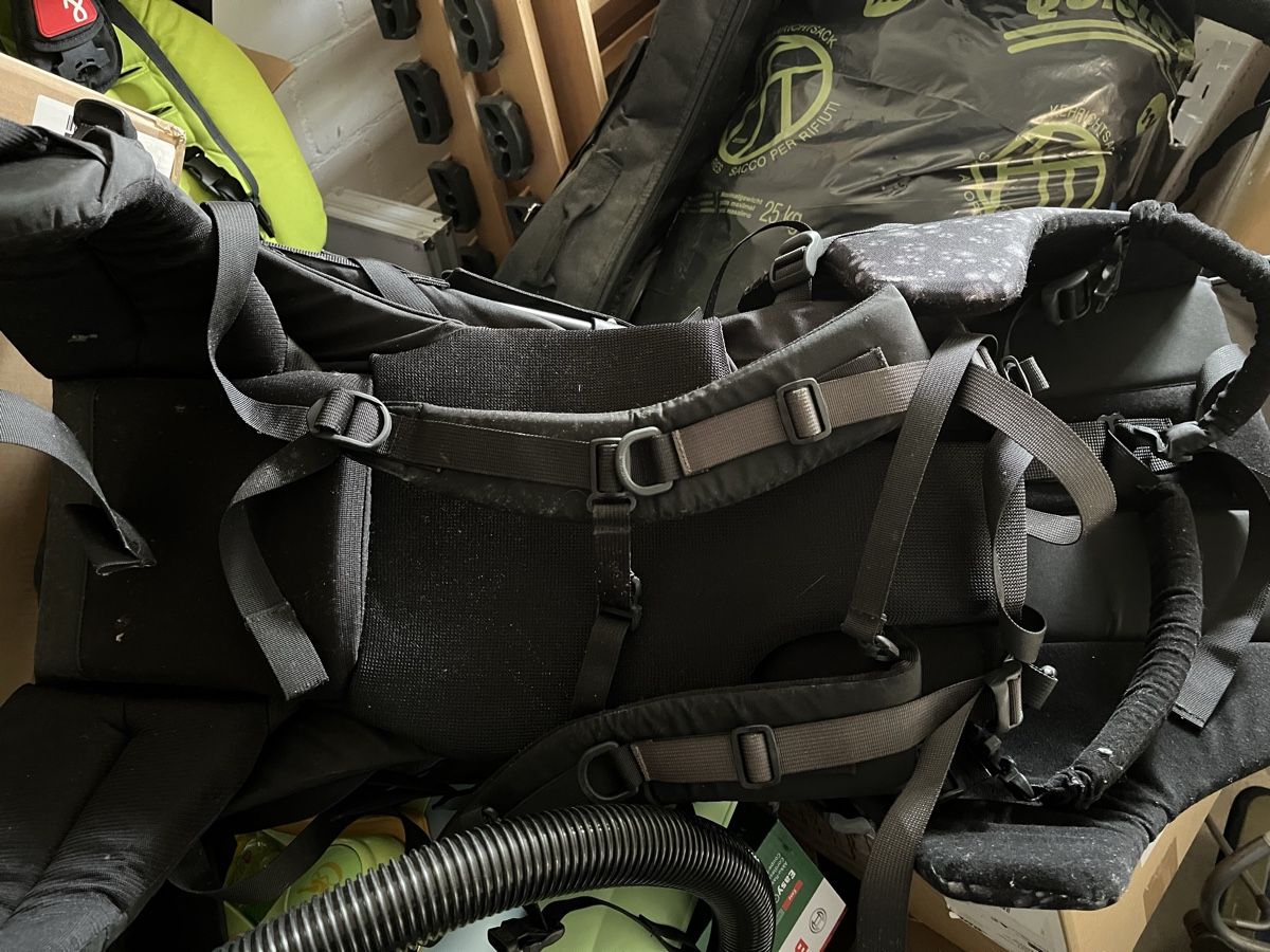 Jack Wolfskin Marsupi portabebè: Jack Wolfskin Kindertrage Watchtower Deluxe – Usato da Tagelswangen venduto da Smokey6 1