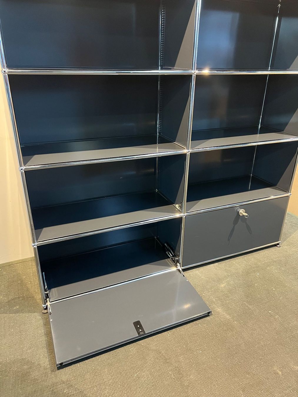 USM Regale: 009 USM Haller Möbel 2x4 – Gebraucht aus Wangen an der Aare von TBYN 4