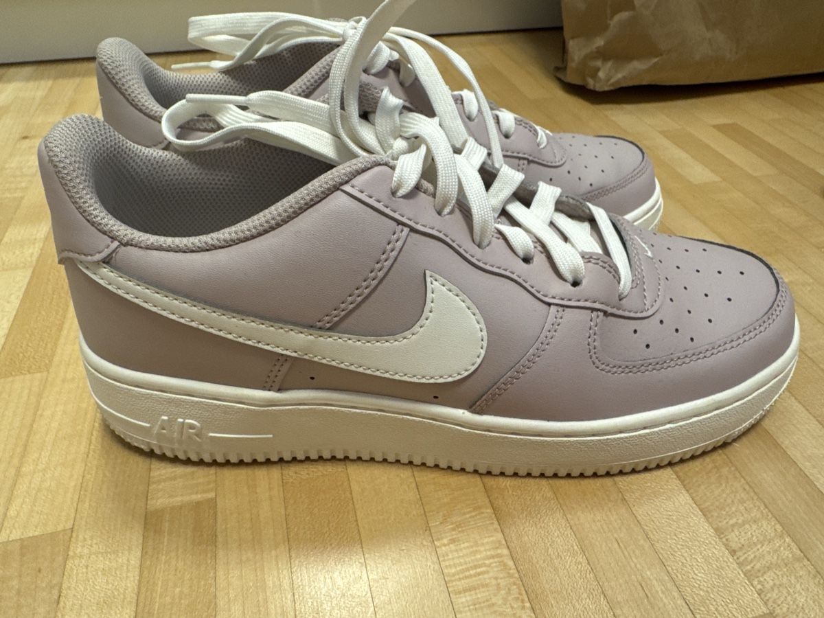 Scarpe da donna: Nike Air Force 1 Damen Schuhe – Usato da winterthur venduto da No_10 1