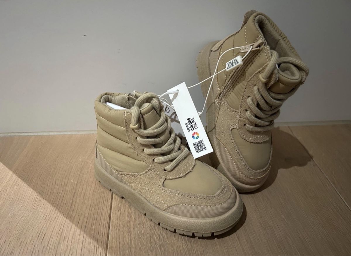 Zara Scarpe da uomo: Zara neu schuhe grösse 23  – Nuovo e nell'imballaggio originale da Rümlang venduto da Jennyanna