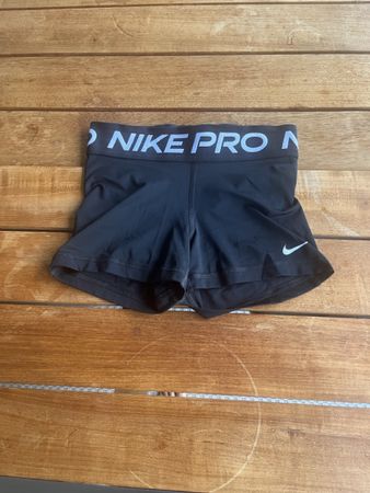 Nike Pro Shorts schwarz Damen Grösse XS