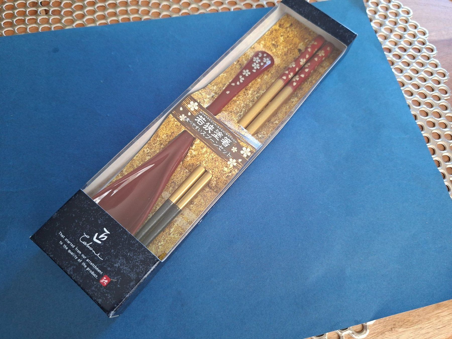 Set di posate: Made in Japan Chopstick,Spoon/Löffel,Stäbchen set!! – Nuovo (secondo la descrizione) da Goldach venduto da mamakotzi