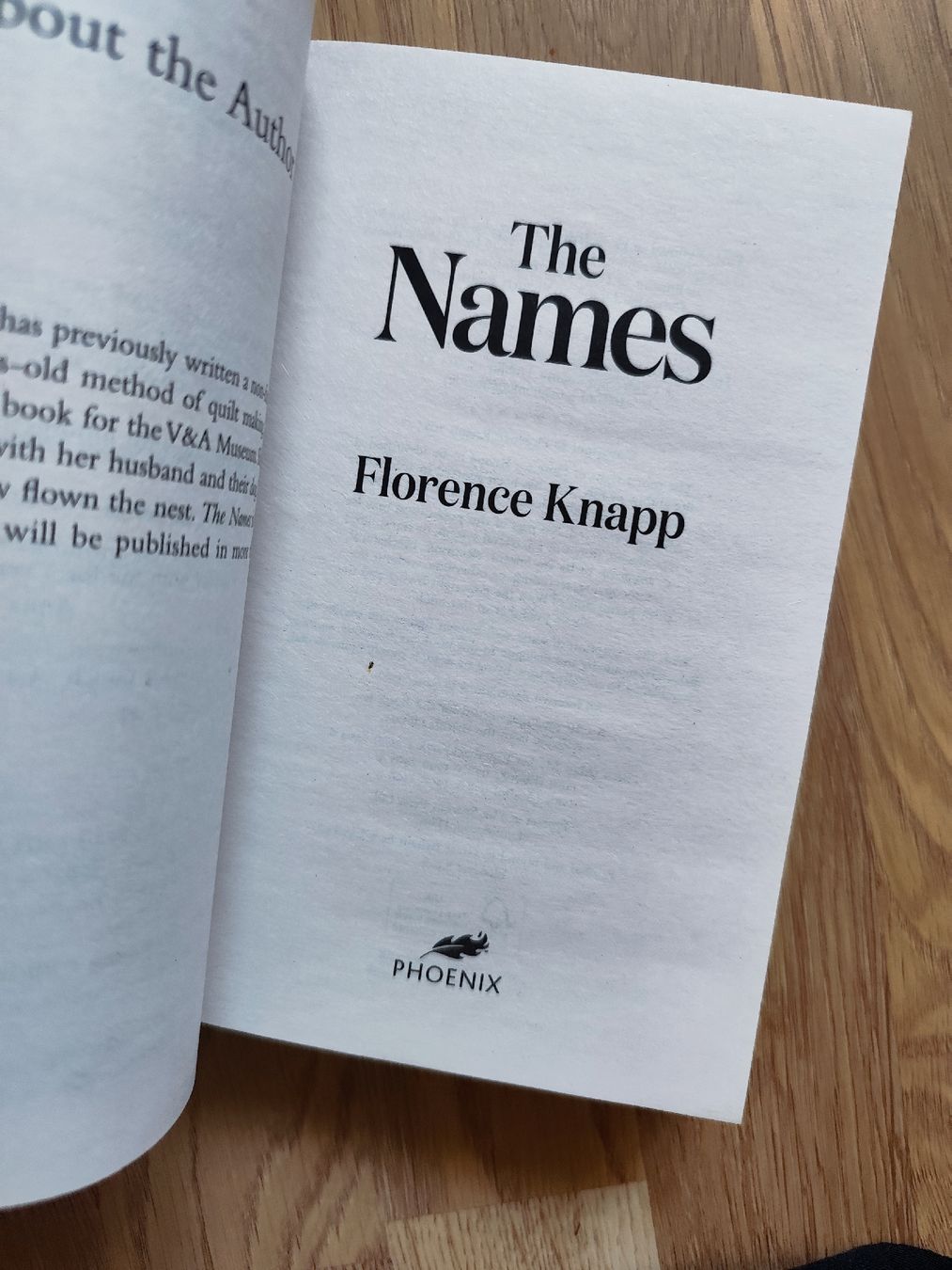 Libri: The Names Florence Knapp Book Paperback Used – Usato da Mägenwil venduto da VintageGirly 7