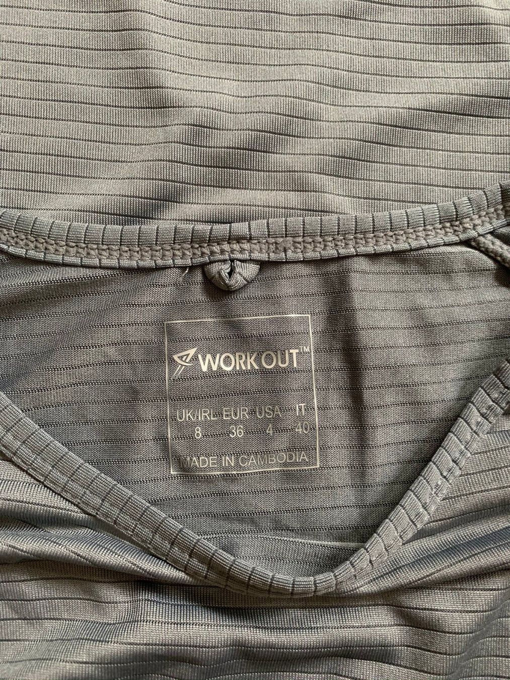T-shirt: WORK OUT - Sport T-Shirt hellgrau 36 – Usato da Zürich venduto da Diazaio 3