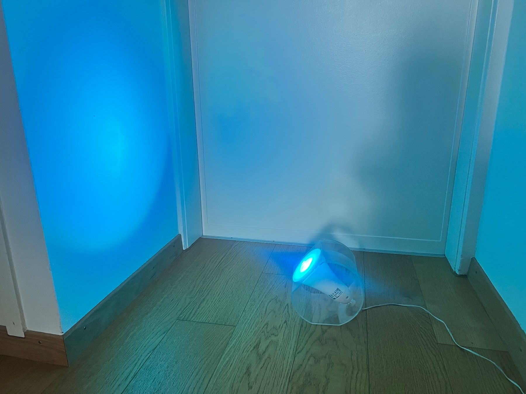 Lampen: LED Stimmungsleuchte farbwechselnd – Gebraucht aus Bern von No1e 2