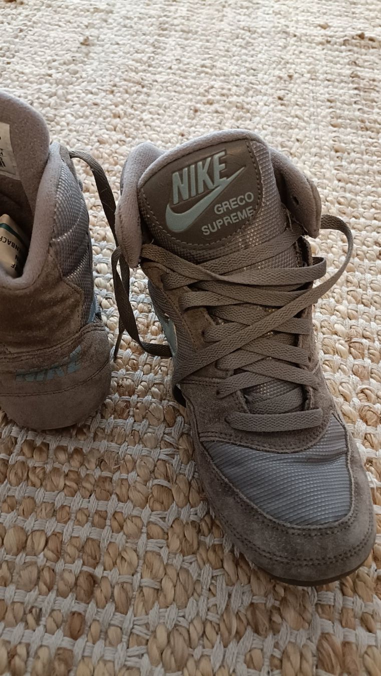Chaussures femmes: Nike Greco Supreme EUR 38.5 - gebraucht – D'occasion à Dübendorf par Me_sa 6