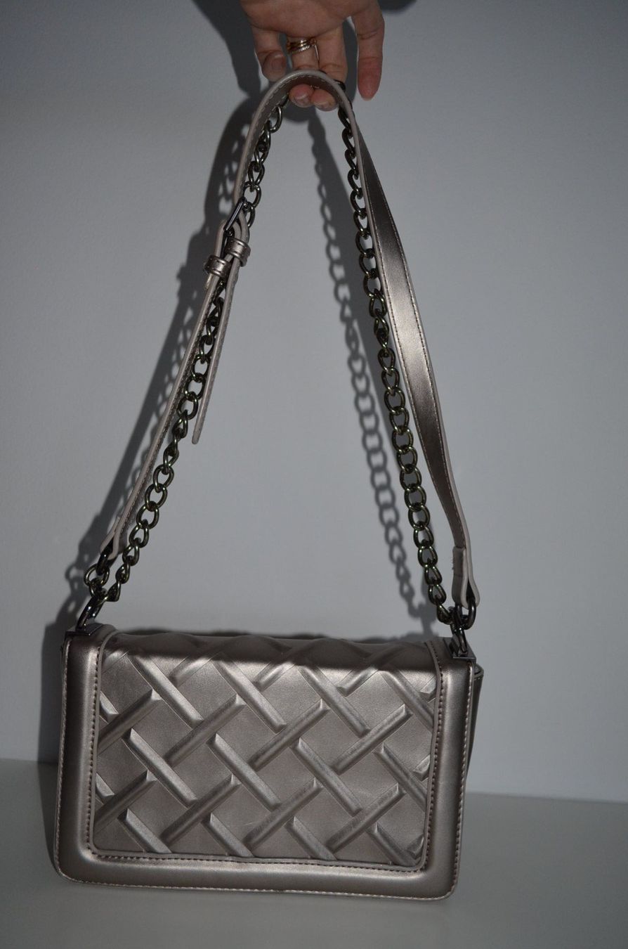 Taschen für Damen: Tasche Silber – Gebraucht aus Locarno von DarjaRonco