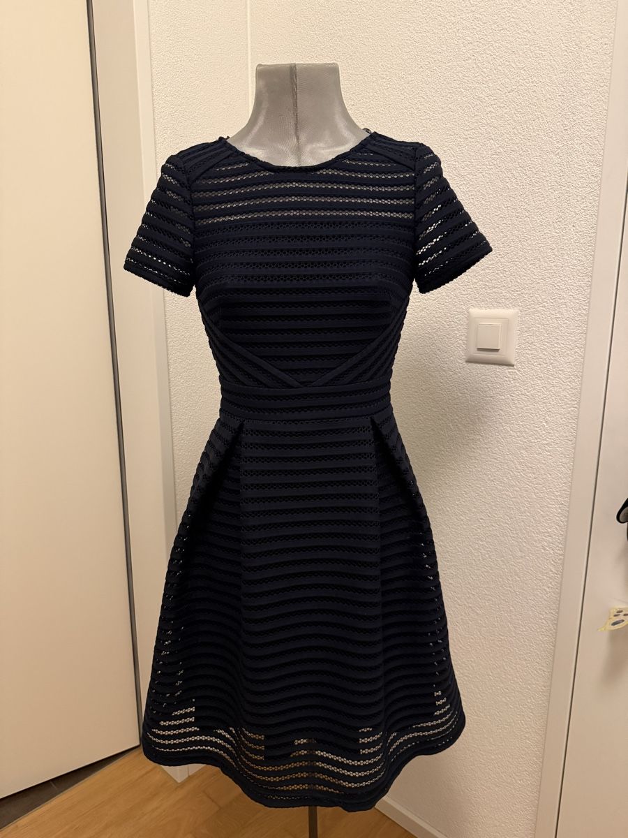 Vestiti: Cocktailkleid Swing dunkelblau Grösse 34 – Nuovo (secondo la descrizione) da Hunzenschwil venduto da gurrli 2
