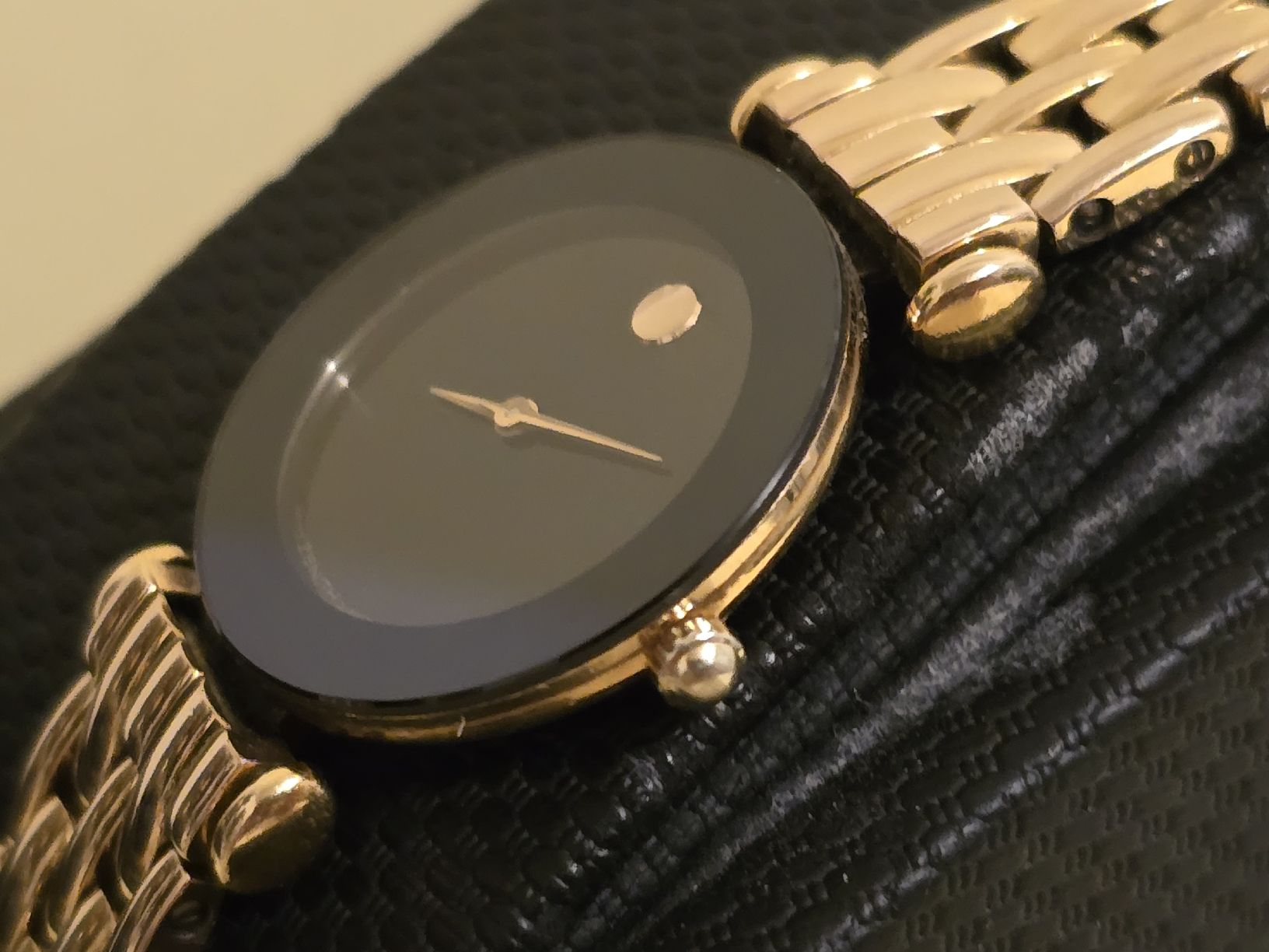 Zenith Orologi: Montre Zenith Quartz - Plaqué Or - Élégante et précise! – Usato da Grand-Lancy venduto da Montre-Swiss 2