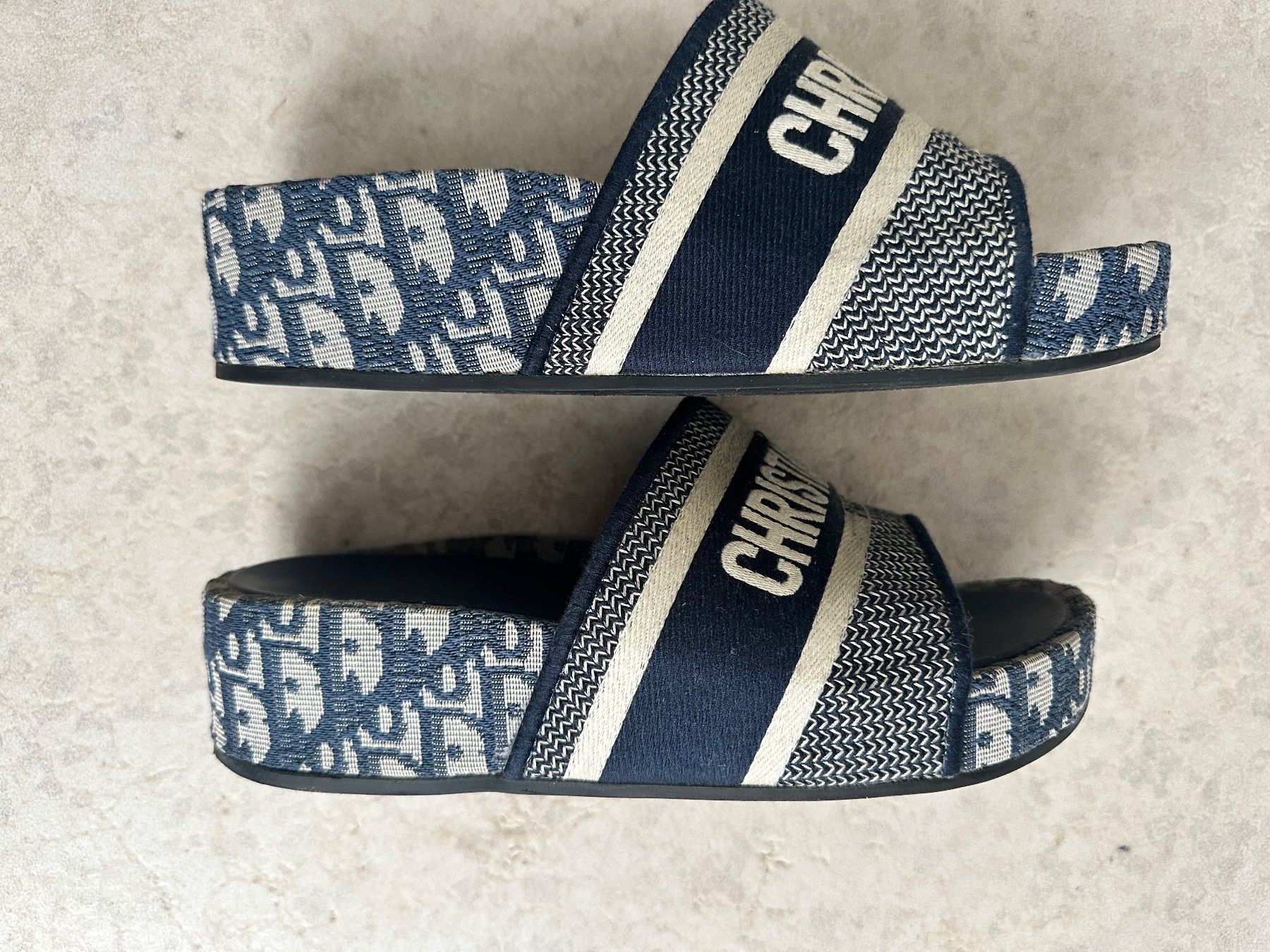 Dior Damenschuhe: CHRISTIAN DIOR Pantolette Gr. 37 – Gebraucht aus Volketswil von casertana 2