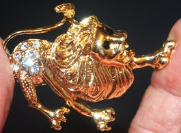 Brosche C-744 – Löwe Sternzeichen – Strass Steine – 5,5x4,7