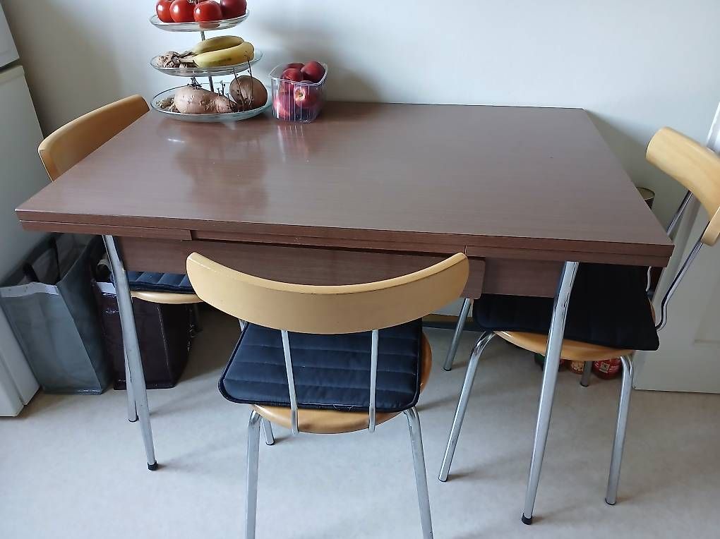Tische: Table à manger extensible des deux côtés – Gebraucht aus Neuchâtel von syr_v6t5 3