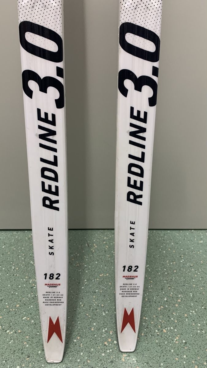 Madshus Sci: Madshus Skating Ski Redline – Usato da Ried-Brig venduto da Feuerhut 1