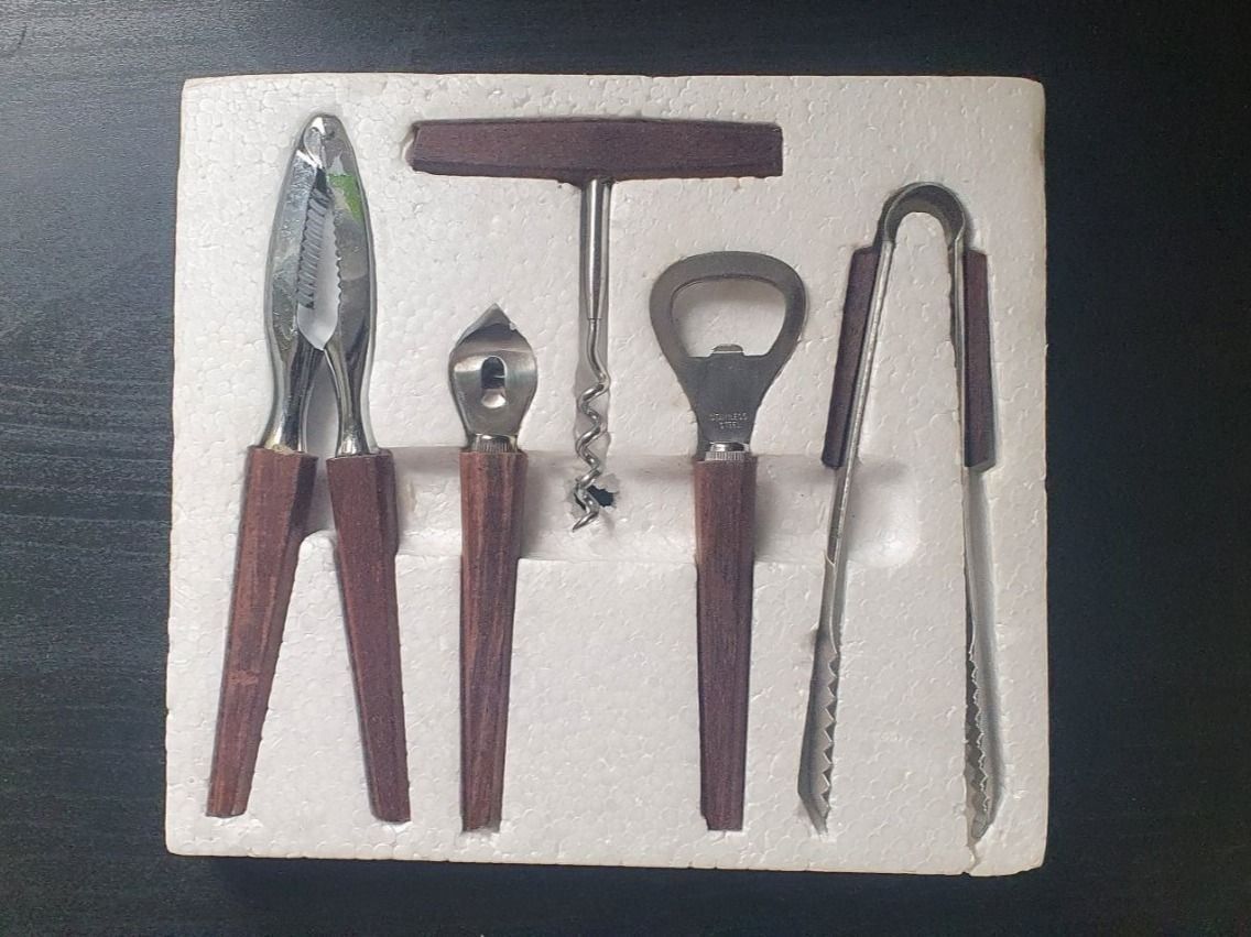 Apribottiglie & Tappi per chiusura: Fünfteiliges Bar-Set – Usato da Langnau am Albis venduto da jer_pm72 3