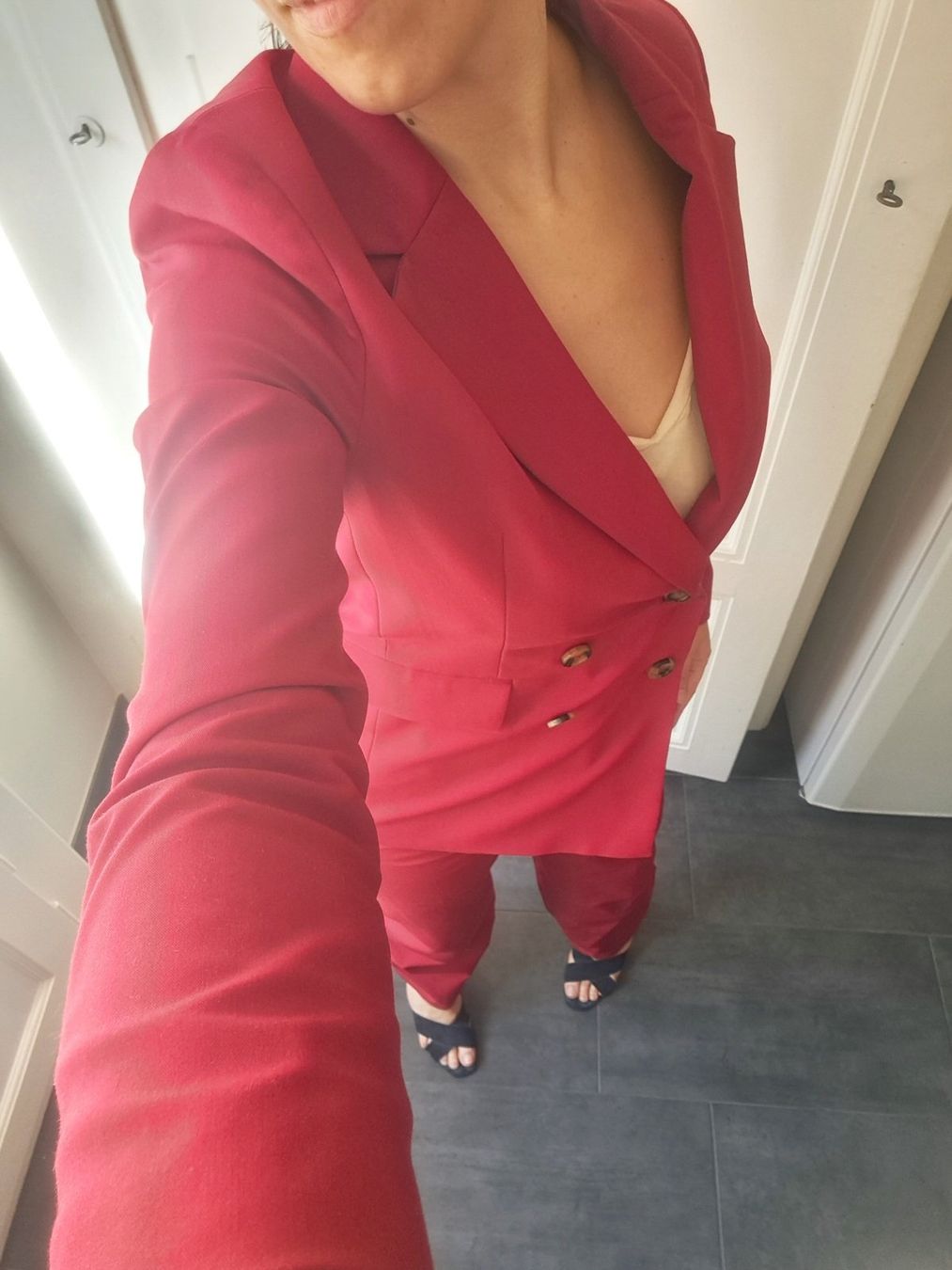 Mango Anzüge & Kostüme: Ensemble tailleur rouge – Gebraucht aus Genève von UneGenevoiseVintage 1