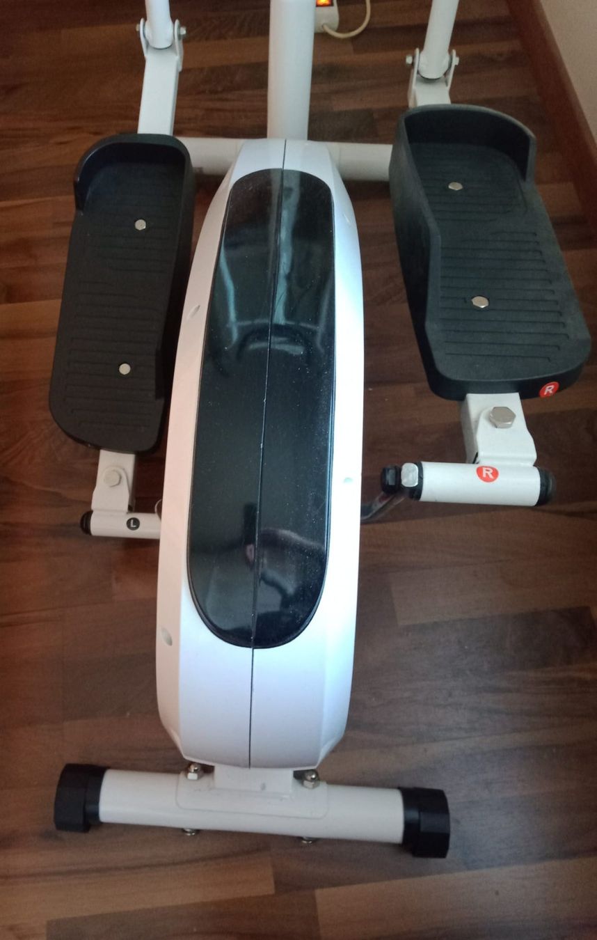 Hometrainer: Christopeit Crosstrainer CT3 Hometrainer – Usato da Aarau venduto da toffeebear 3