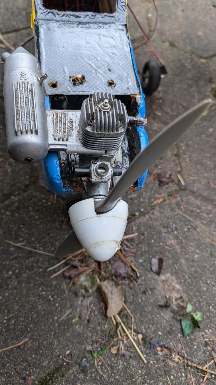 Modellismo RC: Modellflugzeug mit Verbrennungsmotor  – Difettoso da Blauen venduto da failoamtigo 3